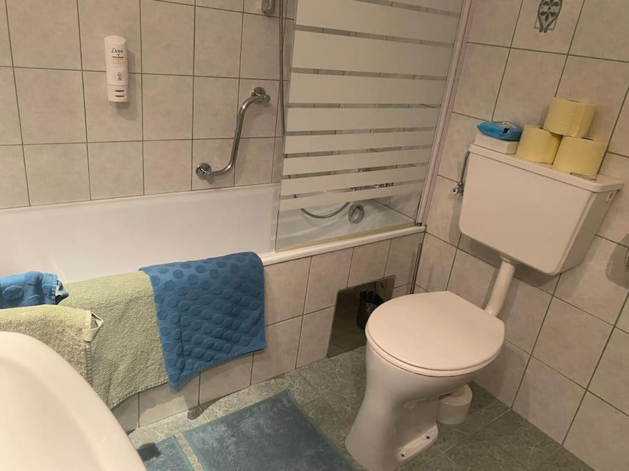 Schoene Ferienwohnung Mit Wolfgangseeblick Strobl Exterior foto