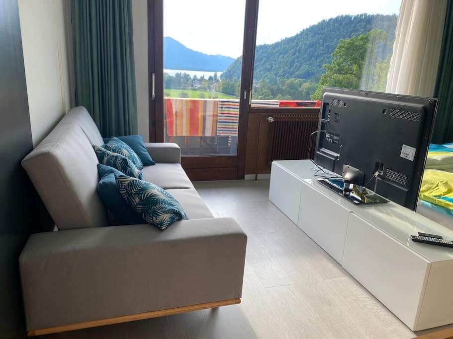 Schoene Ferienwohnung Mit Wolfgangseeblick Strobl Exterior foto